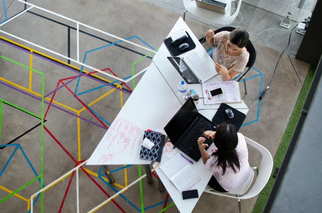 folding office table for emplayee seatong furniture