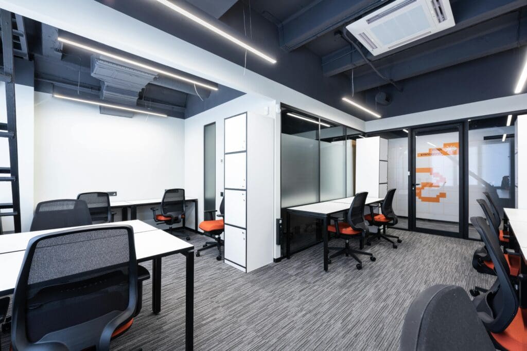 how to personalize your office cubicle